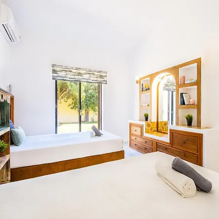 Villa In Albufeira Near Beaches And Nightlife Vila *