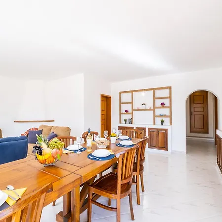 Vila Villa In Albufeira Near Beaches And Nightlife Albufeira